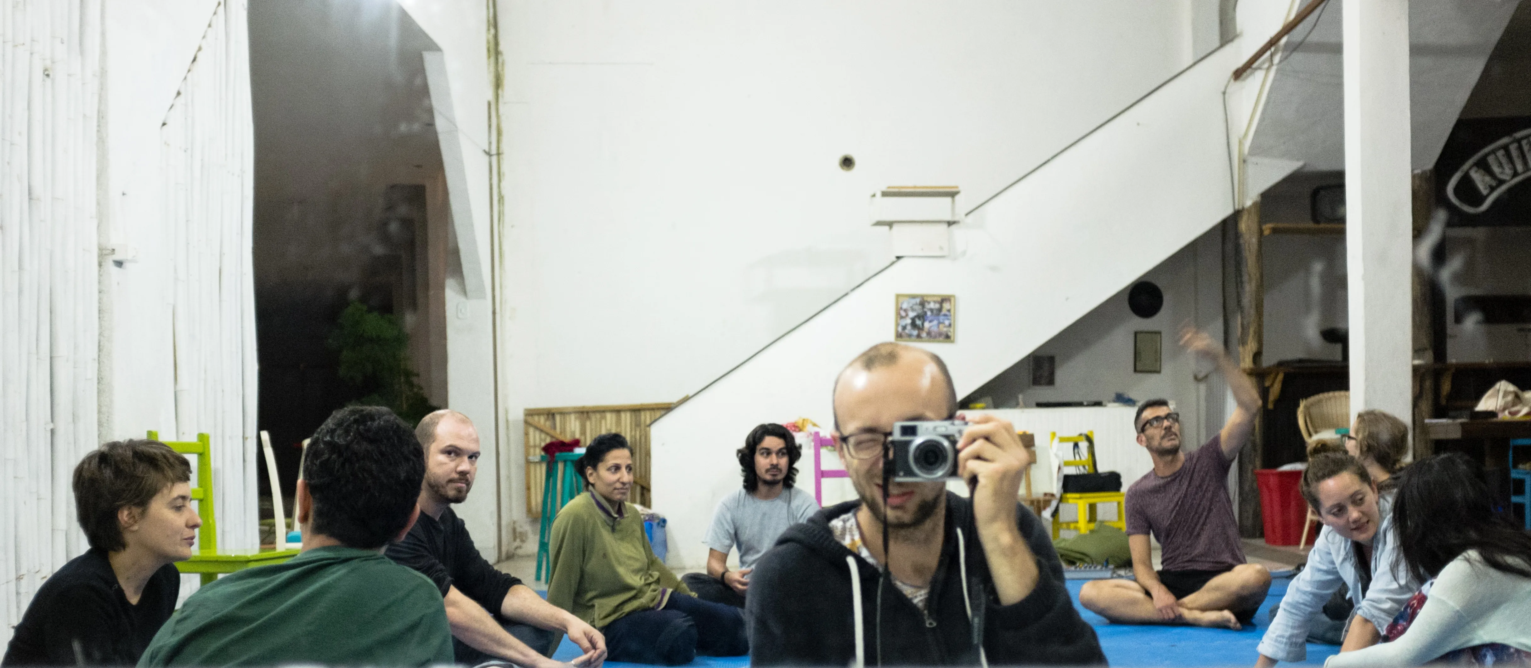 Drift residency researching digital performance and interactive sound: Everyone in the White Space at the theatre of Miguel Pereira