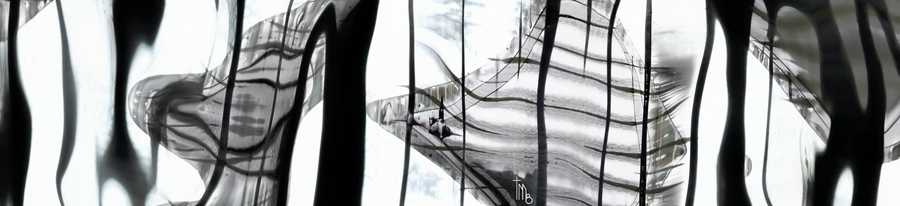 Still from “Submerged” by Tim Murray-Browne. Abstract image of wiggling black and white lines with diamond shapes emerging. Image: Tim Murray-Browne